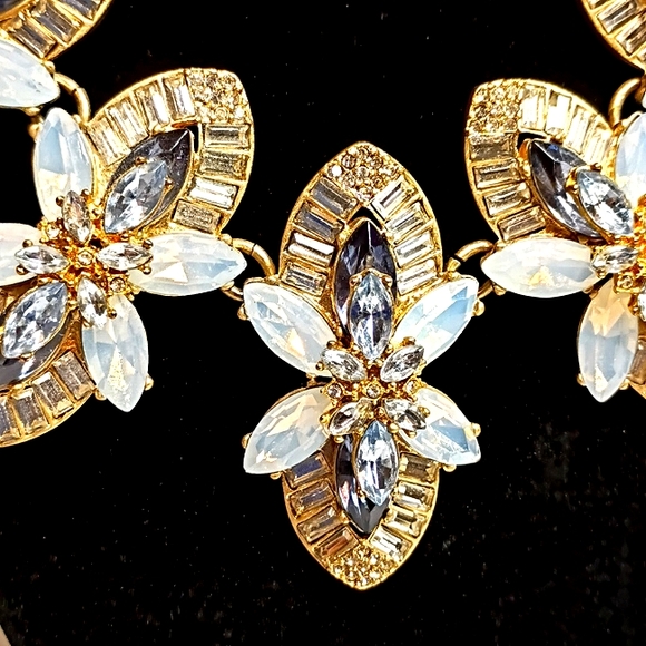 J CREW Gold and Blue Crystal Statement Necklace - Picture 3 of 6